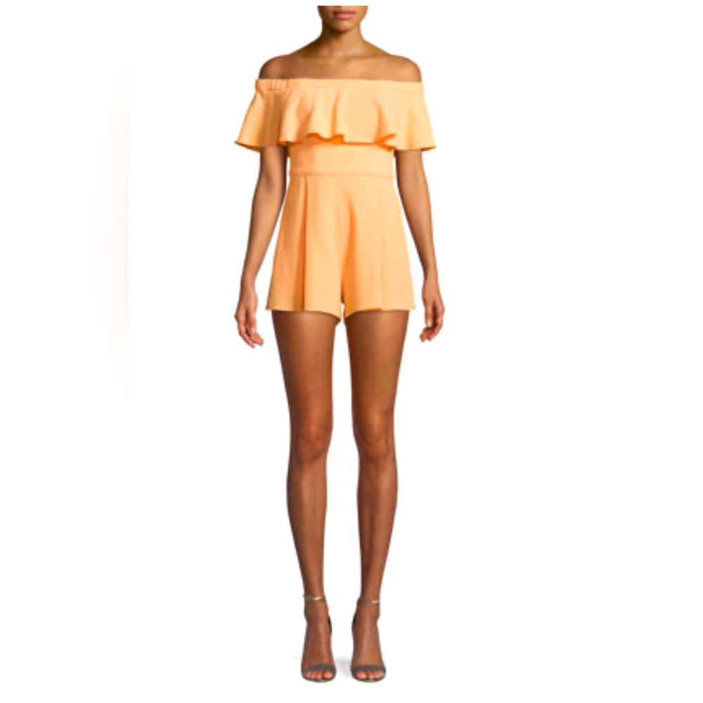 Black Halo Penelope Ruffle Off Shoulder Romper Playsuit Size 4 Peach NWT